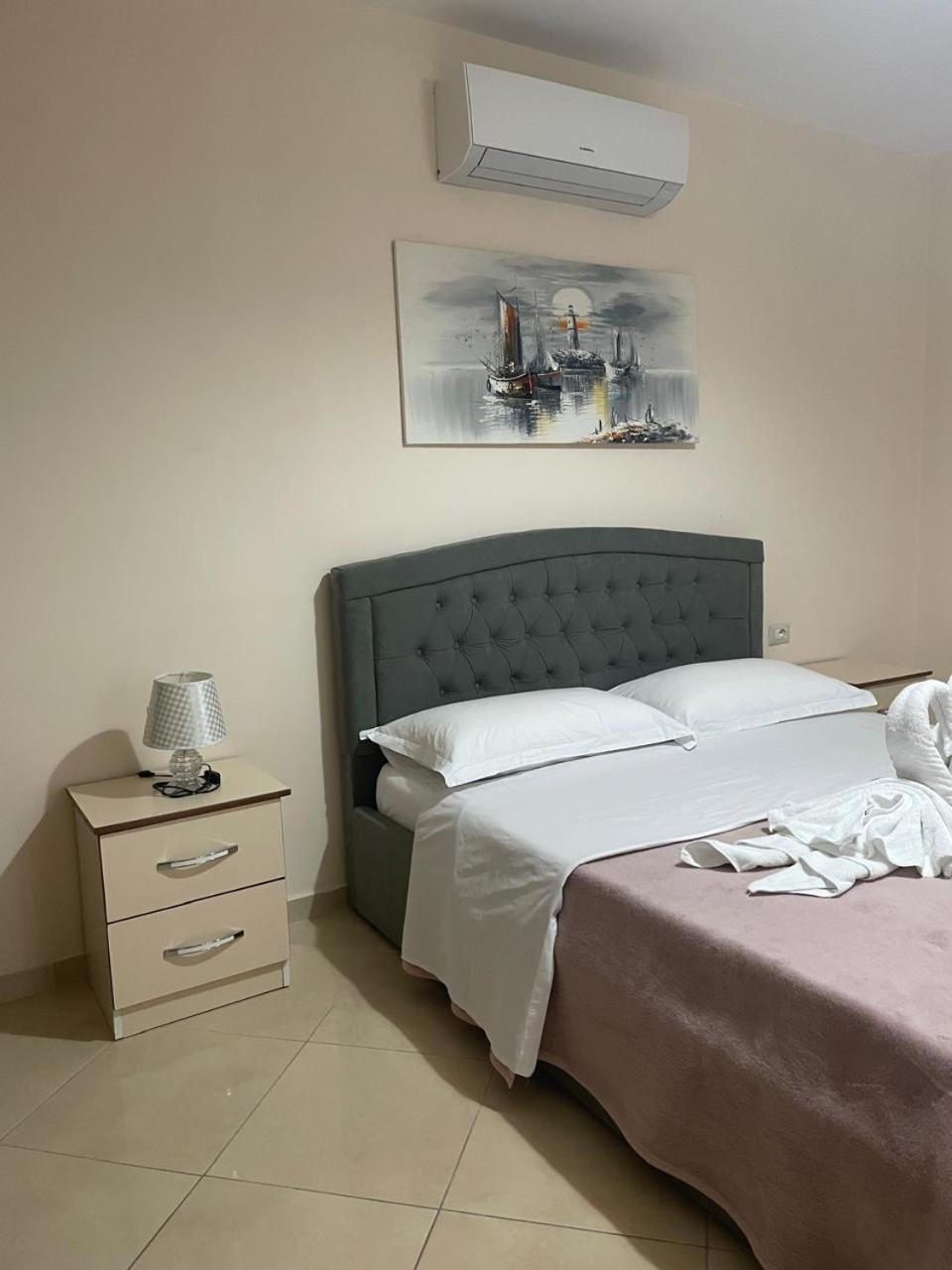 Hotel R Corovode